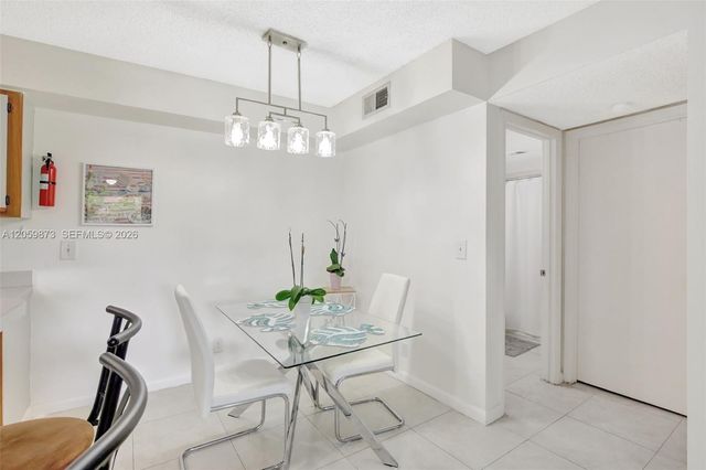 9999 Summerbreeze Dr 808, Sunrise, FL 33322