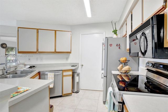 9999 Summerbreeze Dr 808, Sunrise, FL 33322