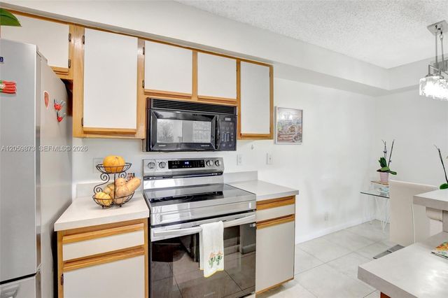 9999 Summerbreeze Dr 808, Sunrise, FL 33322