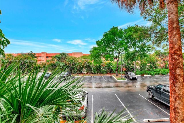 9999 Summerbreeze Dr 808, Sunrise, FL 33322
