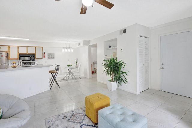 9999 Summerbreeze Dr 808, Sunrise, FL 33322