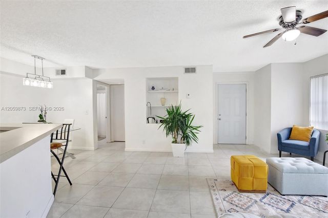 9999 Summerbreeze Dr 808, Sunrise, FL 33322