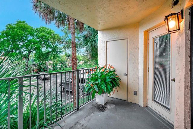 9999 Summerbreeze Dr 808, Sunrise, FL 33322