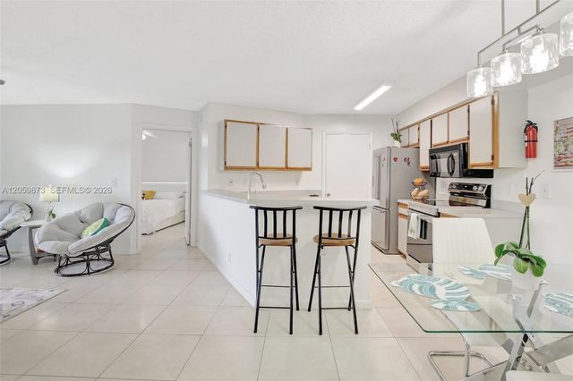 9999 Summerbreeze Dr 808, Sunrise, FL 33322