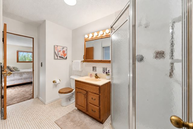 1723 E Maya Lane, Mount Prospect, IL 60056