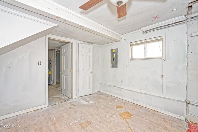 13 Winslow Drive, Colonie, NY 12309