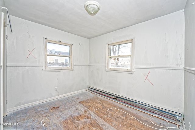 13 Winslow Drive, Colonie, NY 12309