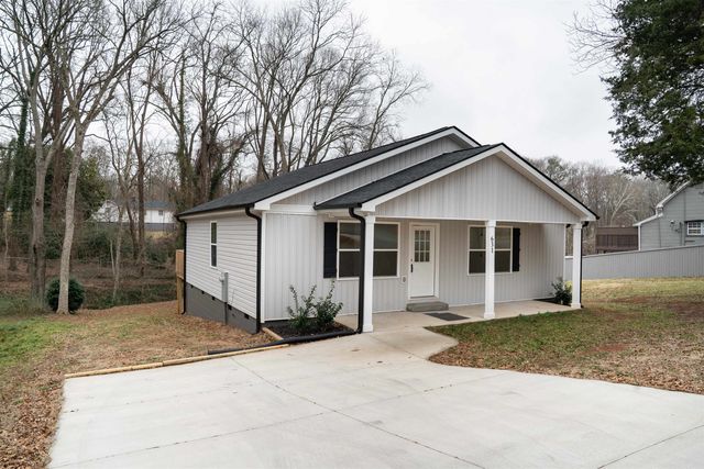 631 S Center Street, Spartanburg, SC 29301