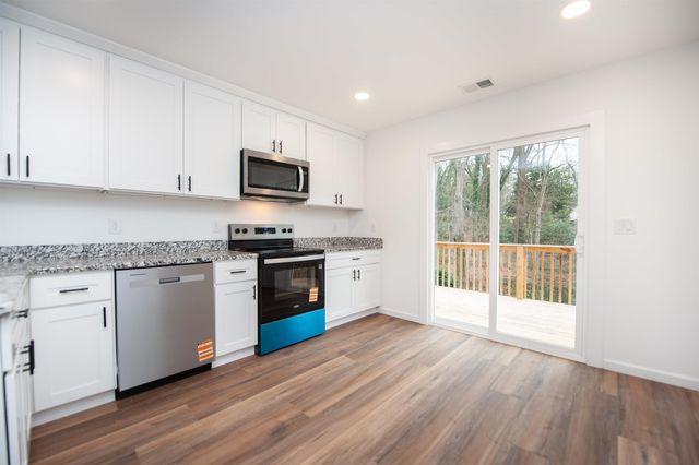 631 S Center Street, Spartanburg, SC 29301