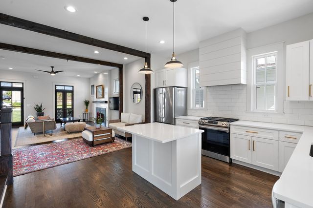 1510 E Stewarts Ln, Nashville, TN 37218