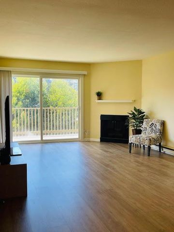 397 Imperial Way 329, Daly City, CA 94015