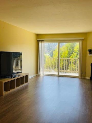 397 Imperial Way 329, Daly City, CA 94015