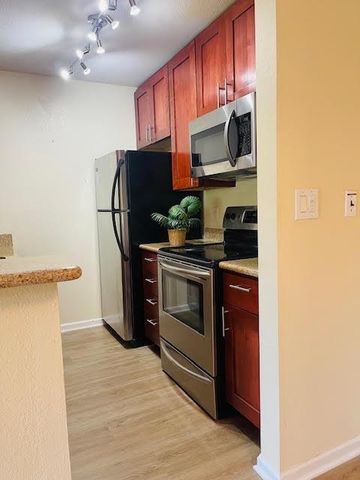 397 Imperial Way 329, Daly City, CA 94015