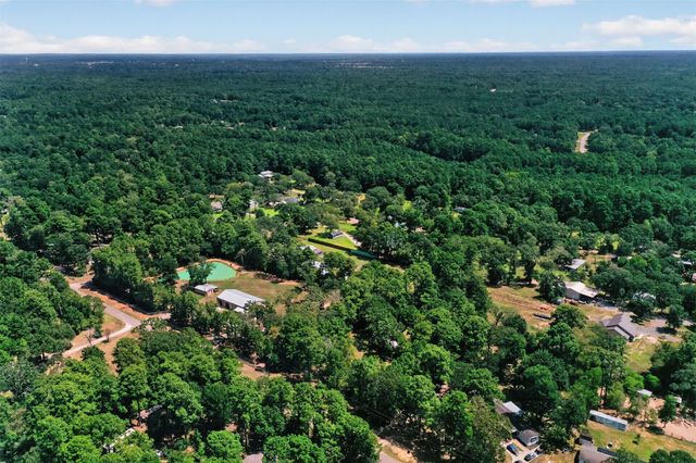 21051 Country Pines Road, Magnolia, TX 77355