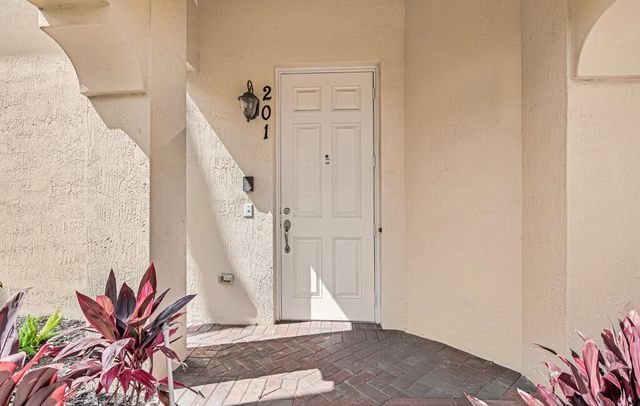 9778 BOWLINE Drive 201, West Palm Beach, FL 33411