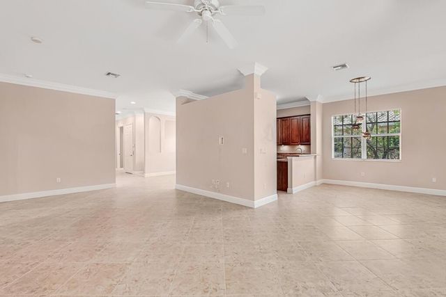 9778 BOWLINE Drive 201, West Palm Beach, FL 33411
