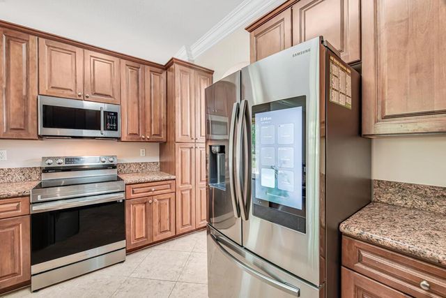 9778 BOWLINE Drive 201, West Palm Beach, FL 33411