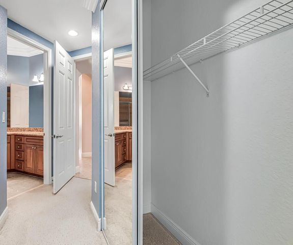 9778 BOWLINE Drive 201, West Palm Beach, FL 33411