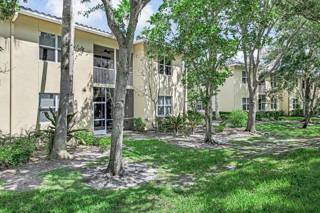 9778 BOWLINE Drive 201, West Palm Beach, FL 33411