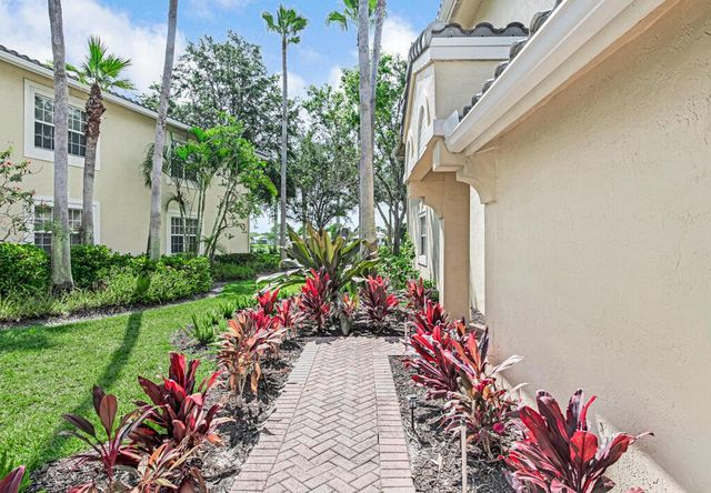 9778 BOWLINE Drive 201, West Palm Beach, FL 33411