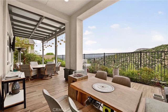 18743 Alara Lane, Canyon Country, CA 91387