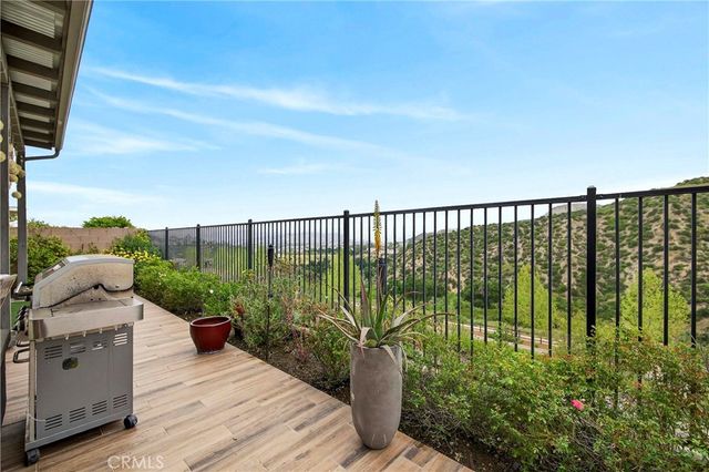 18743 Alara Lane, Canyon Country, CA 91387