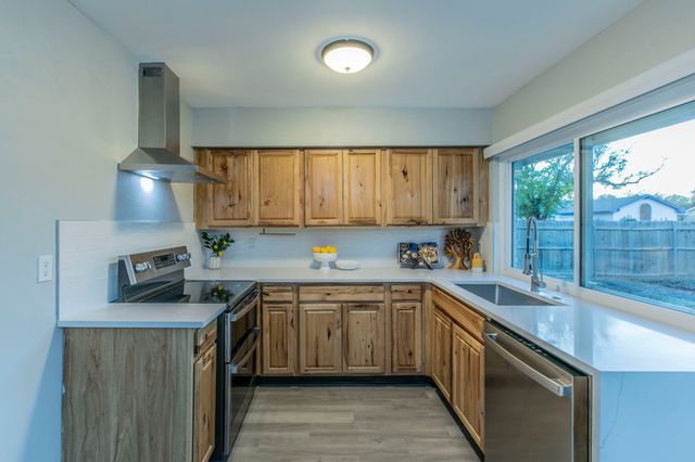 525 Birchwood Drive, Garland, TX 75043