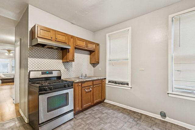 5756 S Princeton Avenue, Chicago, IL 60621