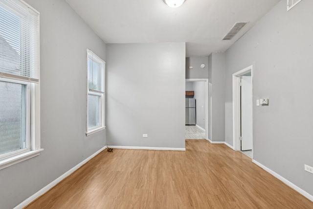 5756 S Princeton Avenue, Chicago, IL 60621