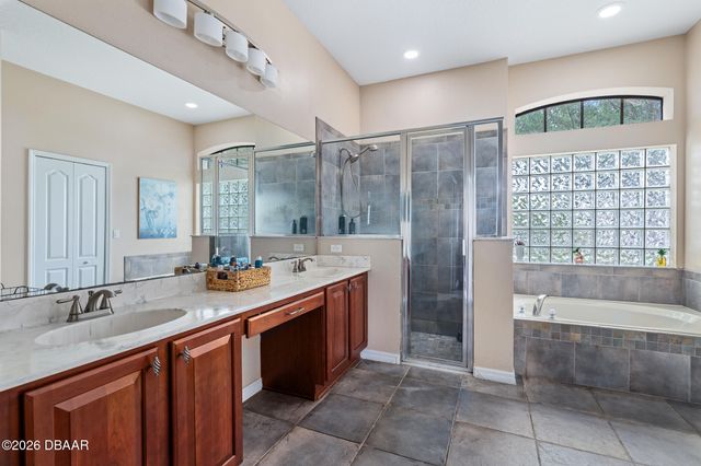 1059 Natural Oaks Drive, Orange City, FL 32763