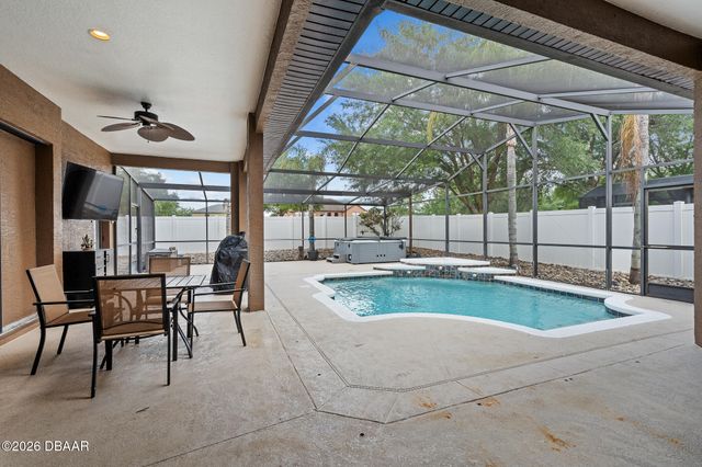1059 Natural Oaks Drive, Orange City, FL 32763