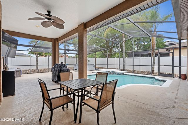 1059 Natural Oaks Drive, Orange City, FL 32763