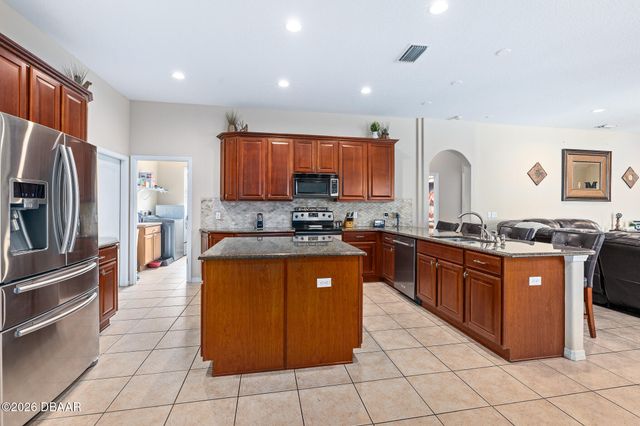 1059 Natural Oaks Drive, Orange City, FL 32763