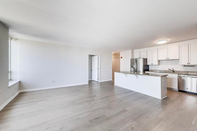 33 W ONTARIO Street 32H, Chicago, IL 60654