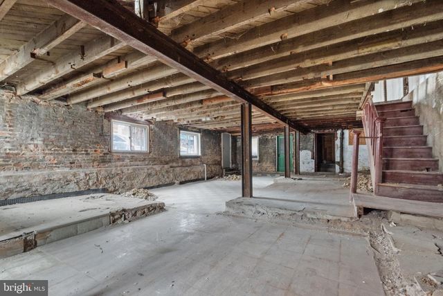 109 E 33RD ST, Baltimore, MD 21218