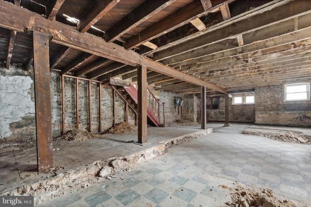 109 E 33RD ST, Baltimore, MD 21218