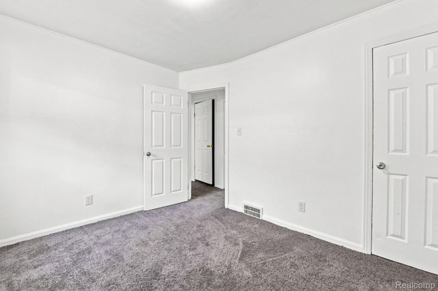 9733 Somerset Avenue, Detroit, MI 48224
