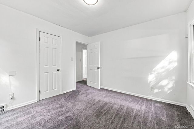 9733 Somerset Avenue, Detroit, MI 48224