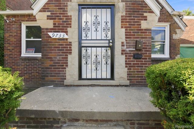 9733 Somerset Avenue, Detroit, MI 48224