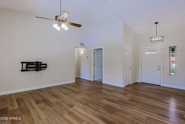 715 W STERLING Place, Chandler, AZ 85225