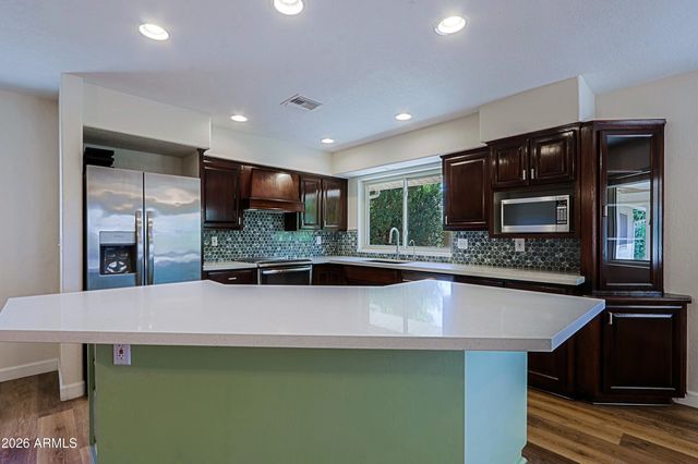 715 W STERLING Place, Chandler, AZ 85225