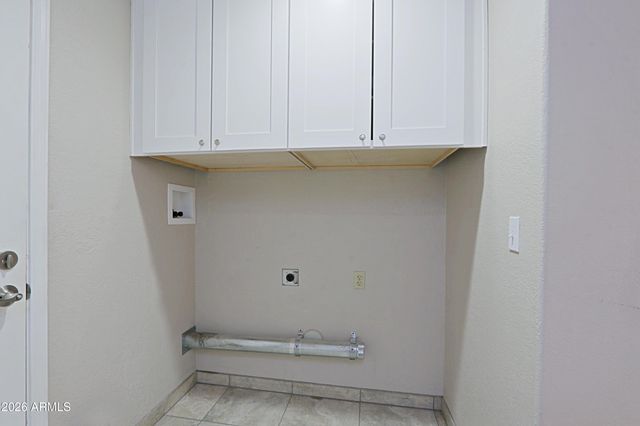 715 W STERLING Place, Chandler, AZ 85225