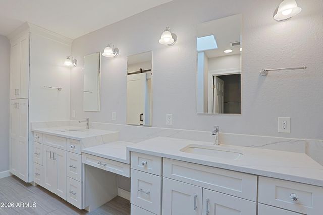 715 W STERLING Place, Chandler, AZ 85225