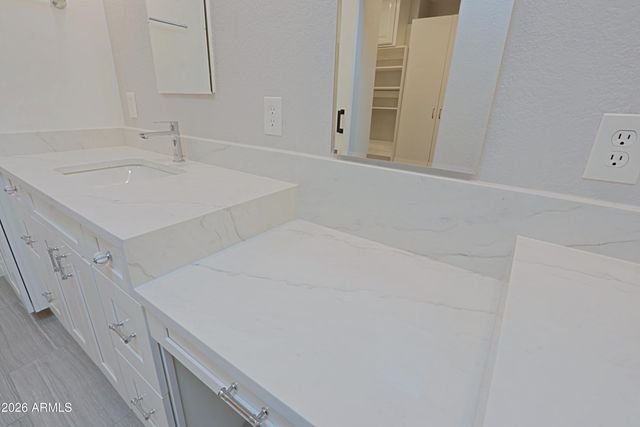 715 W STERLING Place, Chandler, AZ 85225