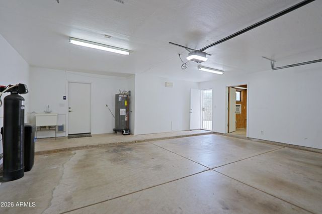 715 W STERLING Place, Chandler, AZ 85225