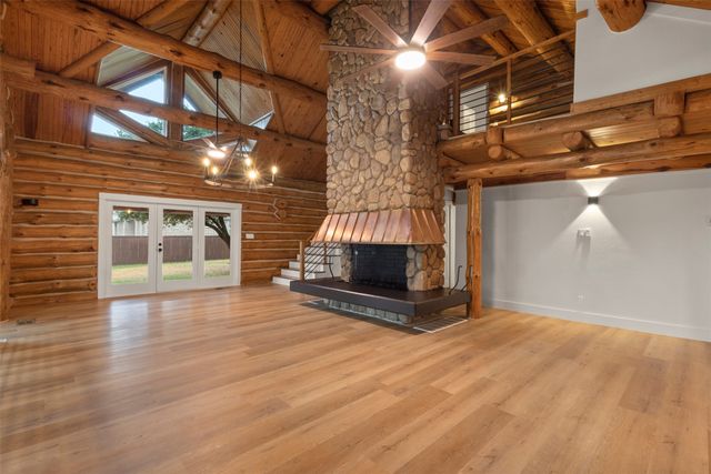 313 Pimlico Drive, Hickory Creek, TX 75065