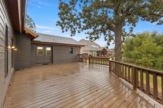 313 Pimlico Drive, Hickory Creek, TX 75065