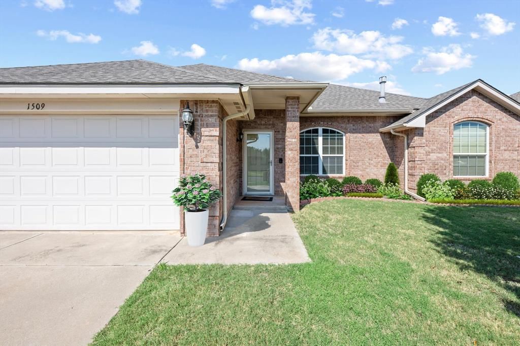 1509 N Central Parkway, Norman, OK 73071