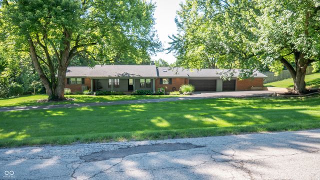 5855 Andover Road, Indianapolis, IN 46220