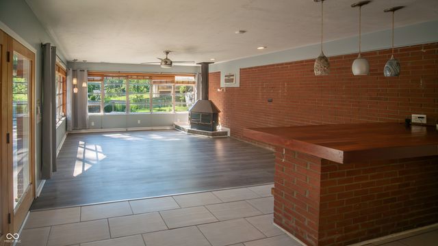 5855 Andover Road, Indianapolis, IN 46220